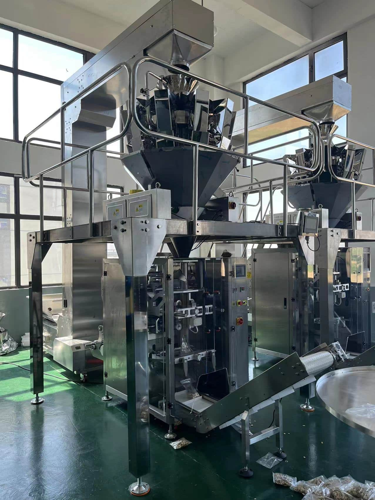 Puffy Snacks Food Packing Machine